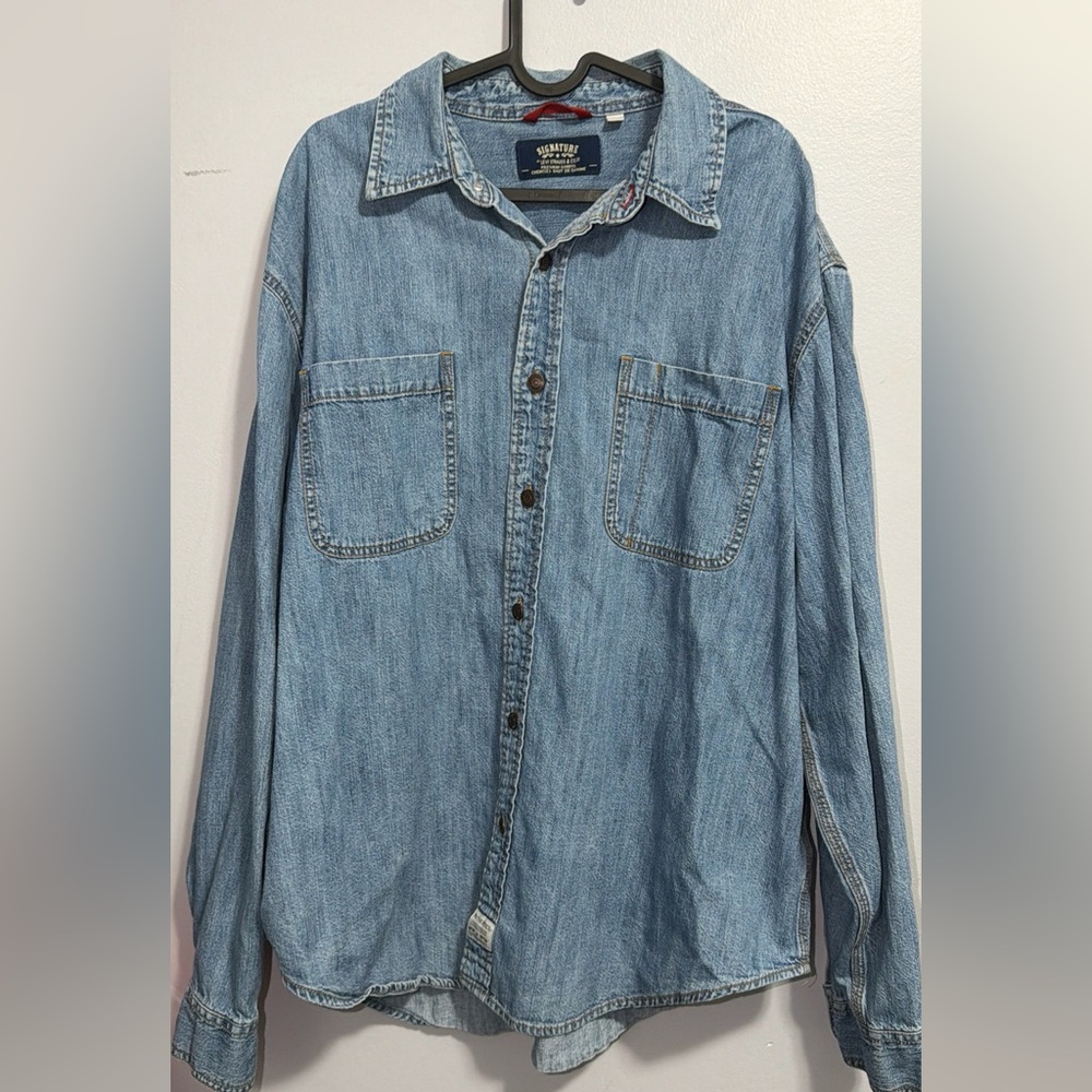 Levi's Signature by Levi Strauss Light Wash Denim Shirt